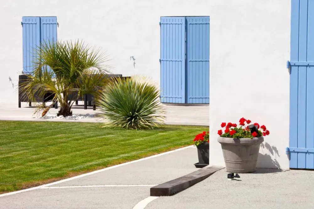 Maconnerie-paysagere-a-Caumont-l-Evente